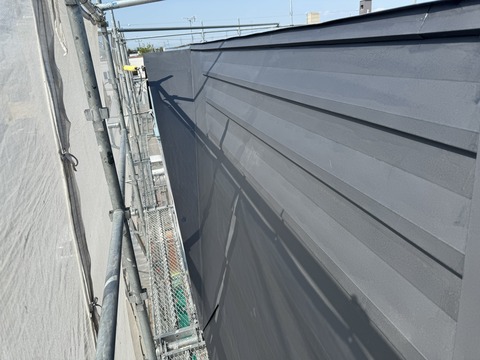パラペット屋根下塗りサビ止め塗装