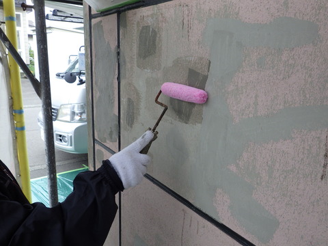 補修箇所の密着性向上シーラー塗装