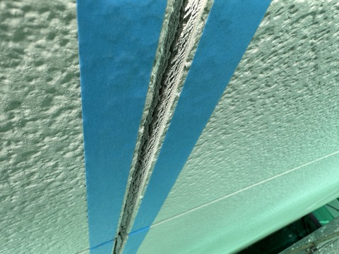 シーリング劣化していますが増し打ち工法採用