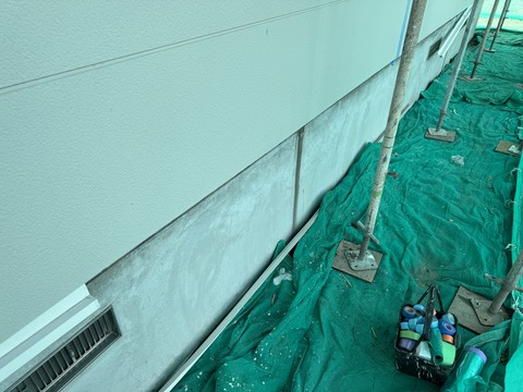 水切りの一部が外れています