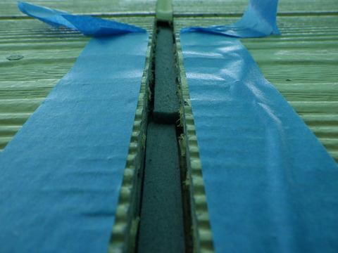 上が既存バッカー、下が新設バッカーの厚み