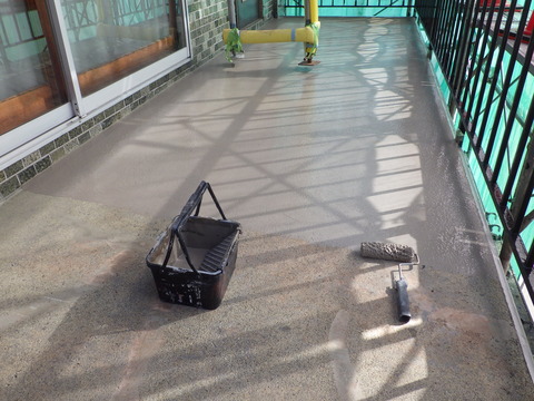 階段床、防水基材1回目