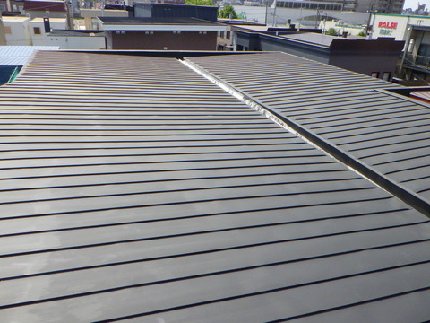 屋根錆止め塗装完了