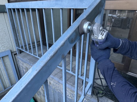 ディスクグラインダー使用