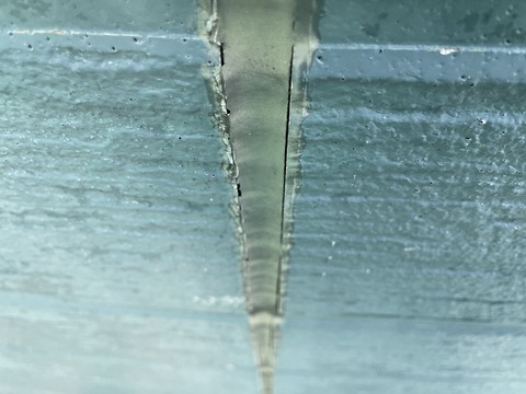 既存シールには隙間が多数あり