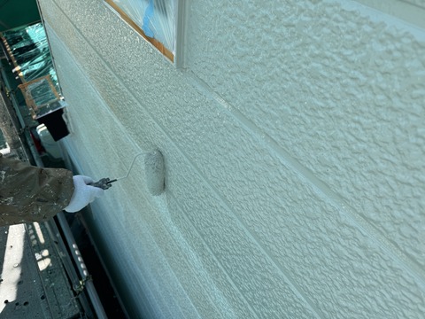 外壁中塗り塗装