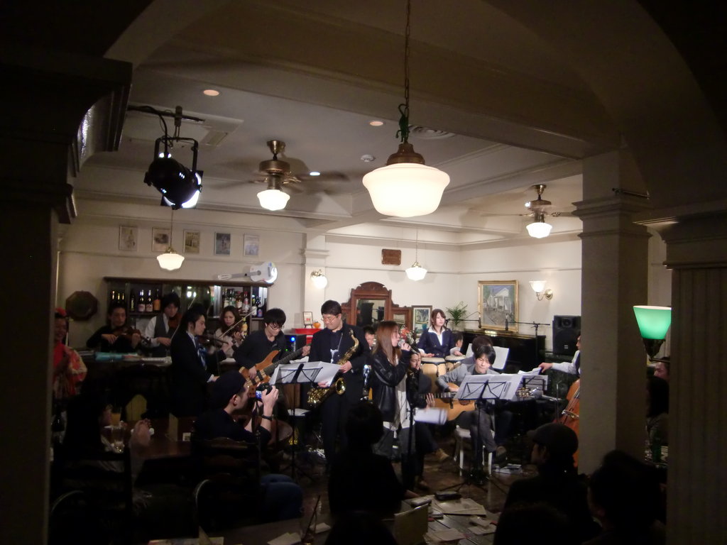 スカーレットの小鳥一周年記念ライブ Gring Glo Official Blog