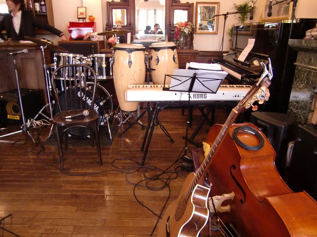 スカーレットの小鳥一周年記念ライブ Gring Glo Official Blog