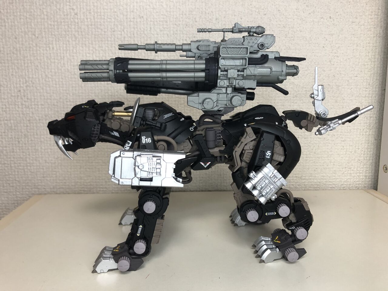 HMM セイバータイガー ゾイド HMM】 セイバータイガー リパッケージVer.のレビュー