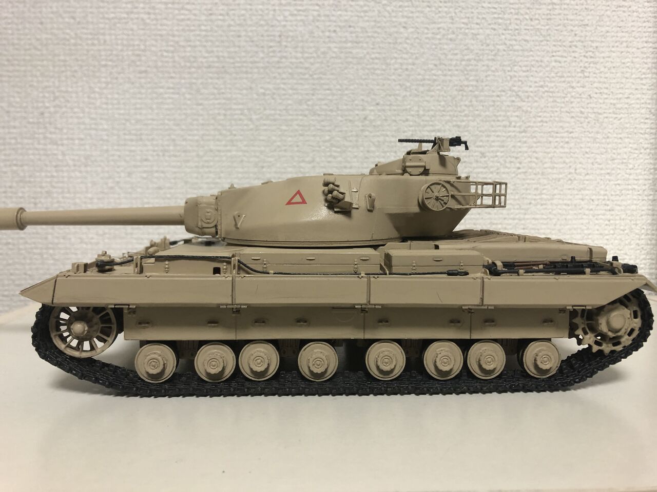 アミュージングホビー 1/35 イギリス重戦車FV 214コンカラーMK II Amazon | アミュージングホビー 1/35 イギリス イギリス重戦車
