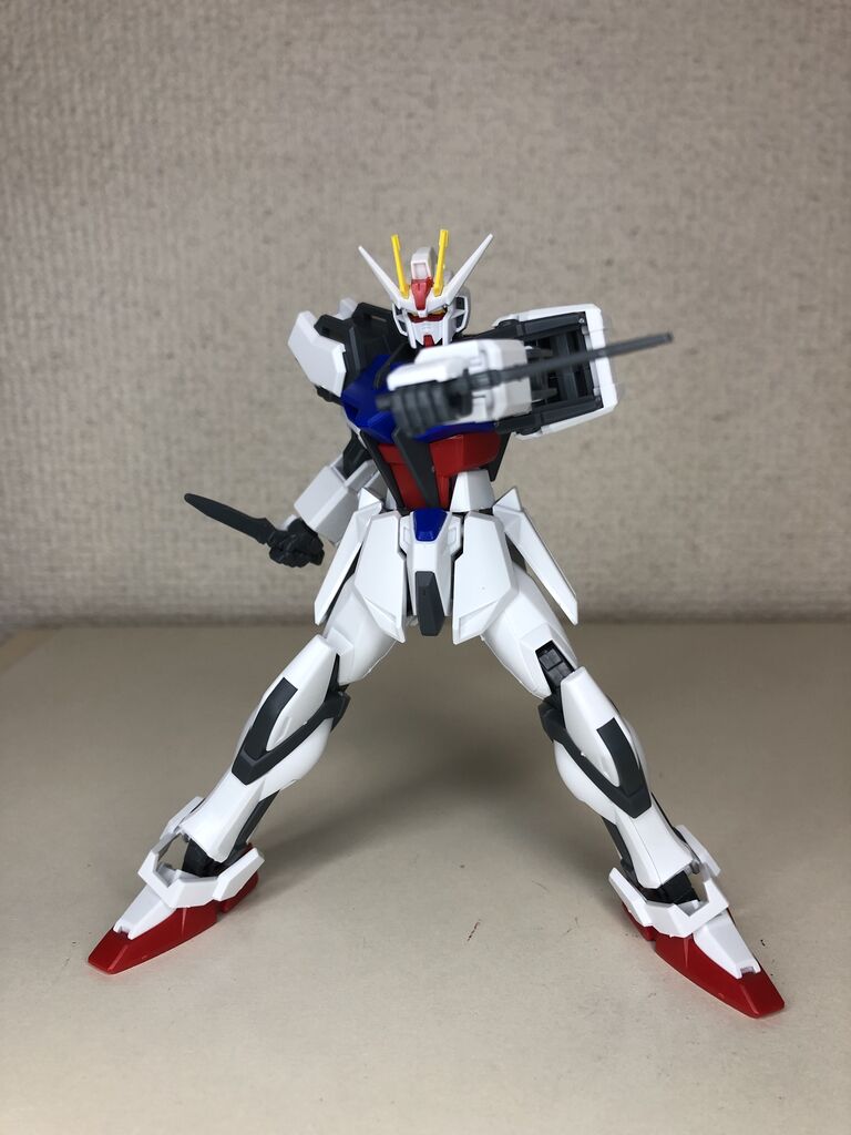 EG ストライクガンダム(ライトパッケージ)完成 : 紫の倉庫(仮)