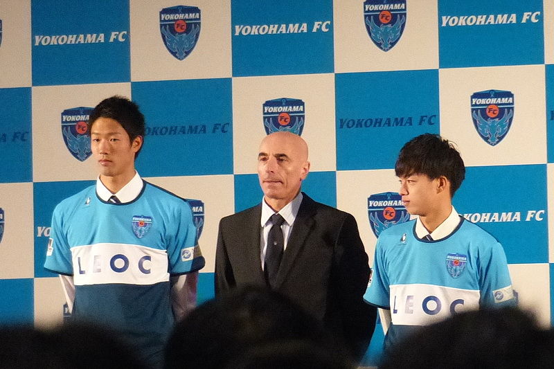 2015 横浜FC新体制発表会 : グルミットの雄叫び☆ぐるだんの呟き