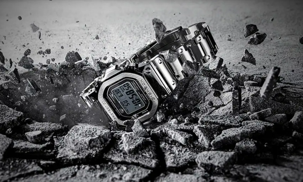 里崎智也 里崎智也 | 【ZETT】ゼットベースボールオフィシャルサイト