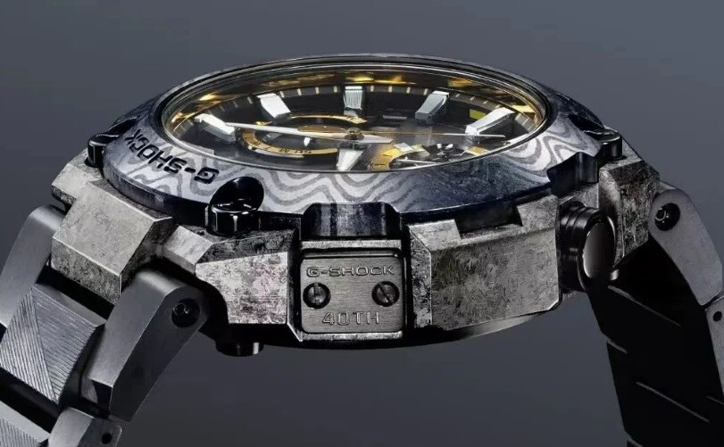 G-SHOCK40周年記念「MRG-B2000GA」を確認!ベースはアナログモデル