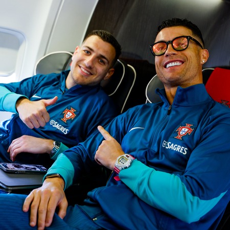 クリスティアーノ・ロナウドがカスタムしたDW-6900を着用！ : great G-SHOCK world