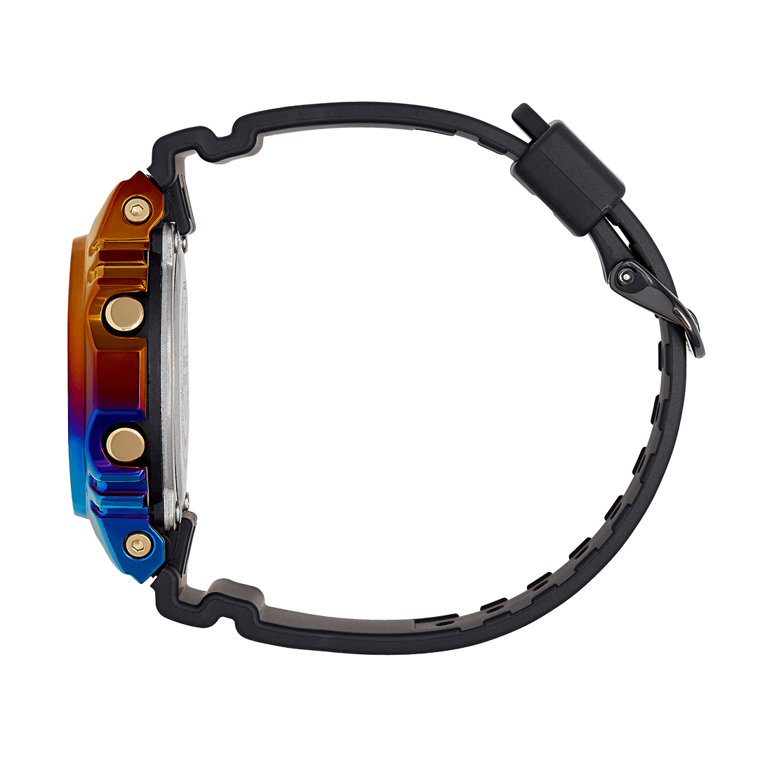 上海の夜”がモチーフの「GM-5600SN-1」が欧州発売。日本発売は 上海の夜”がモチーフの「GM-5600SN-1」が欧州発売。日本発売は