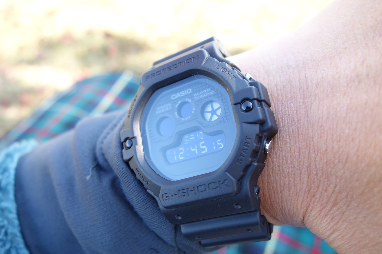 G-SHOCK DW-5900BB-1JF