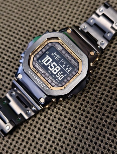 GMW-BZ5000GD-1 新品 黒×金 GMW-BZ5000GD-1」の近景！レイヤー構造が生み出す高級感！ : great G