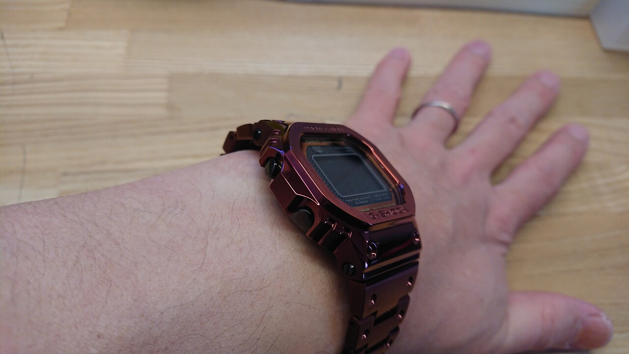 本気レビュー「GMW-B5000RD-4JF」 : great G-SHOCK world