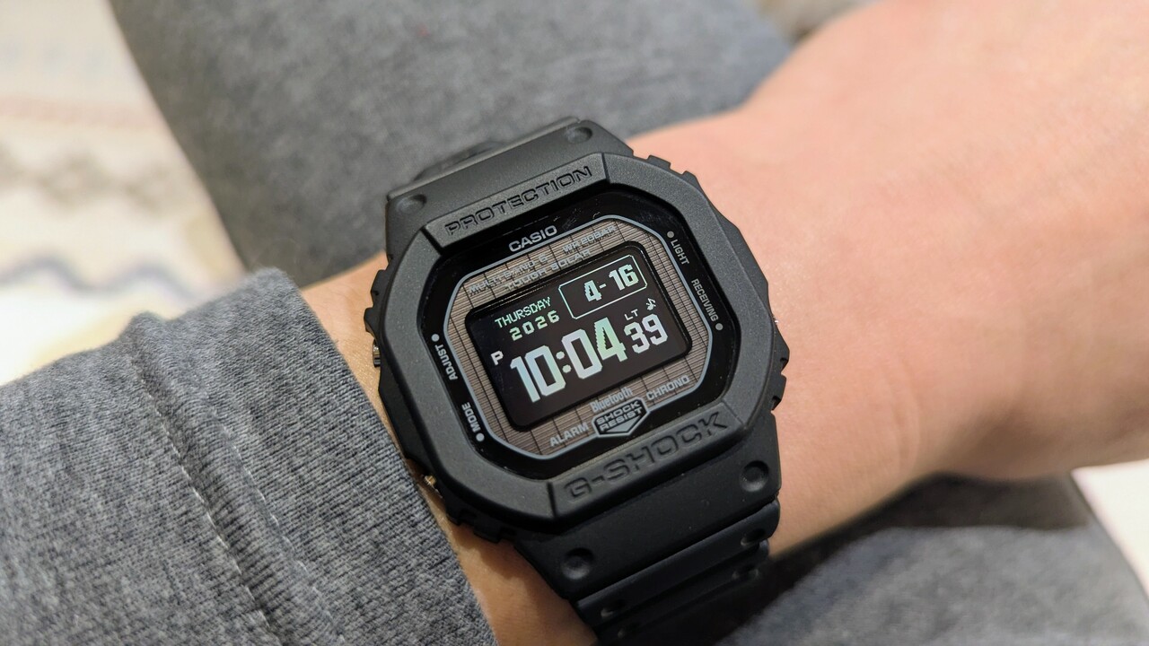 先週発売開始の「GW-BX5600CBG-2JR」は、ワンショットモデル。 : great