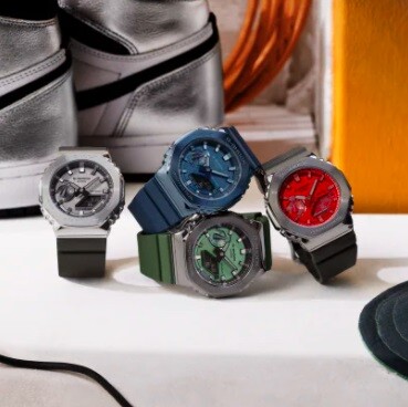 G-SHOCK GM-2100-1AJF メタルカシオーク シルバー G-SHOCK シルバー メタルベゼル GM-2100-1AJF メンズ 電池式