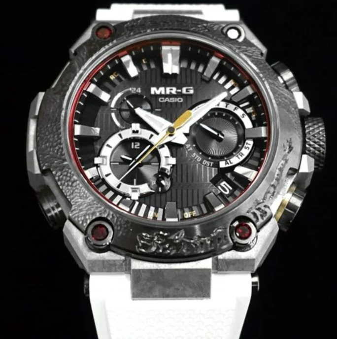 MR-Gの新作「MRG-B2000SG-1A」の追加画像を確認！ベゼルに勇壮な彫金