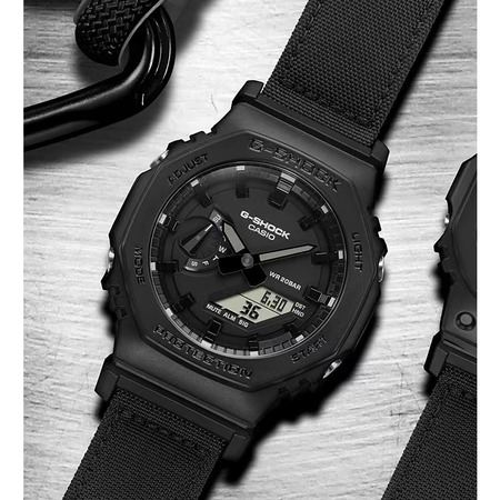 生産終了】CORDURAバンド仕様のオールブラック「GA-2100BCE-1AJF