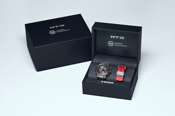 赤ウレタンバンド付き黒MTG「MTG-B2000BDE-1AJR」が生産終了！ : great