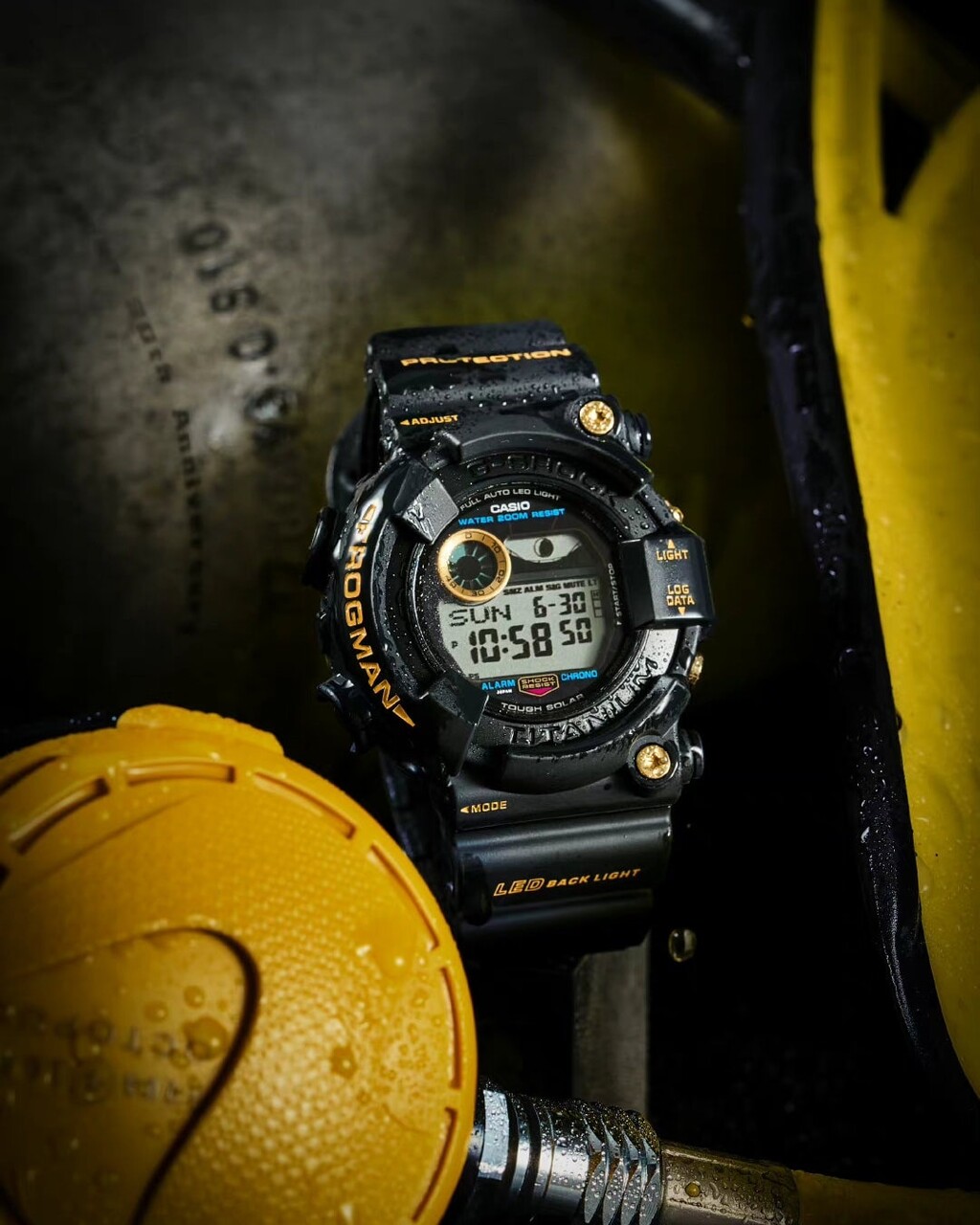 2個 GW-8230B-9AJR G-SHOCK ゴールドチタンフロッグマン