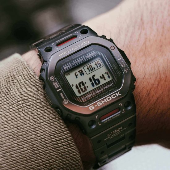 本日発売！”メカG-SHOCK”GMW-B5000TVA-1JR。チタン製でDLC処理の「新黒 ...