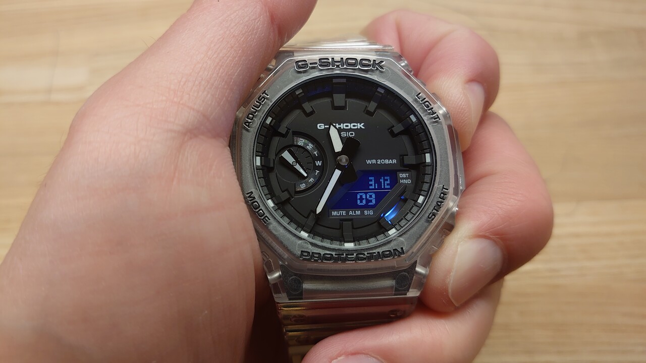 GA-2100-7AJF | CASIO