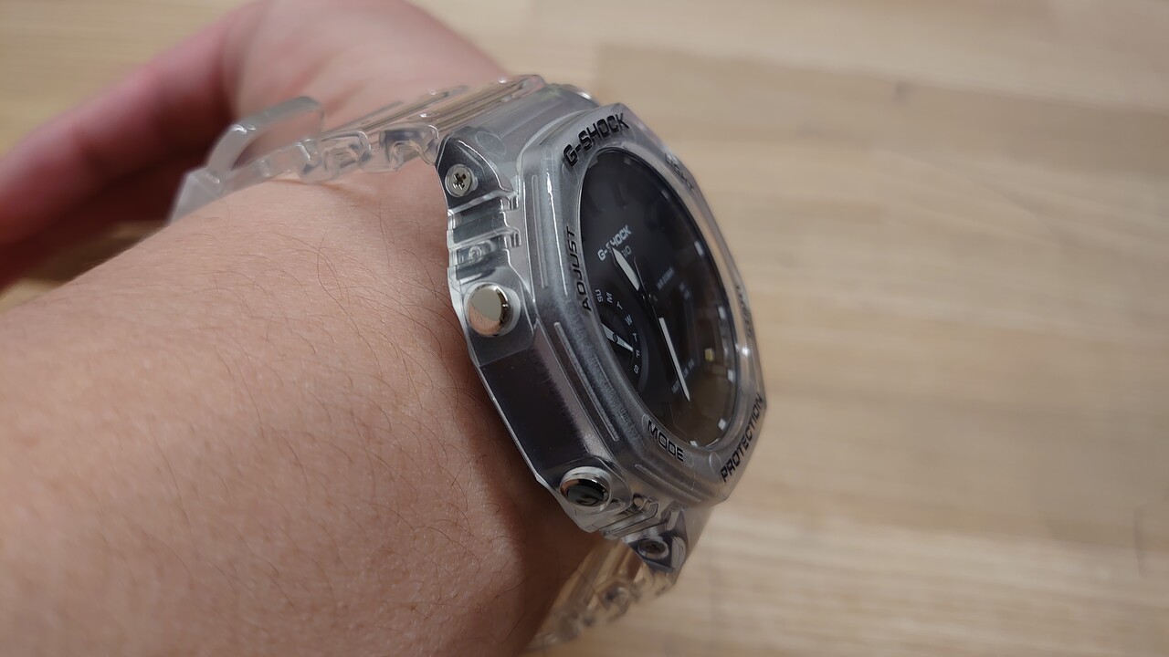 Gショック GA-2100SKE-7AJFスケルトン　腕時計　G-SHOCK G-SHOCK BASIC Gショック カシオーク 限定 CASIO アナデジ