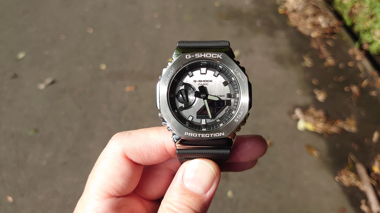 【人気色】CASIO G-SHOCK GM-2100-1AJF