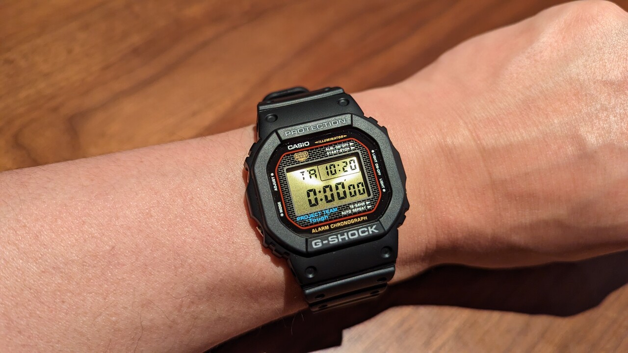 G-SHOCK40周年記念「DW-5040PG-1JR」が生産終了！40thモデル唯一