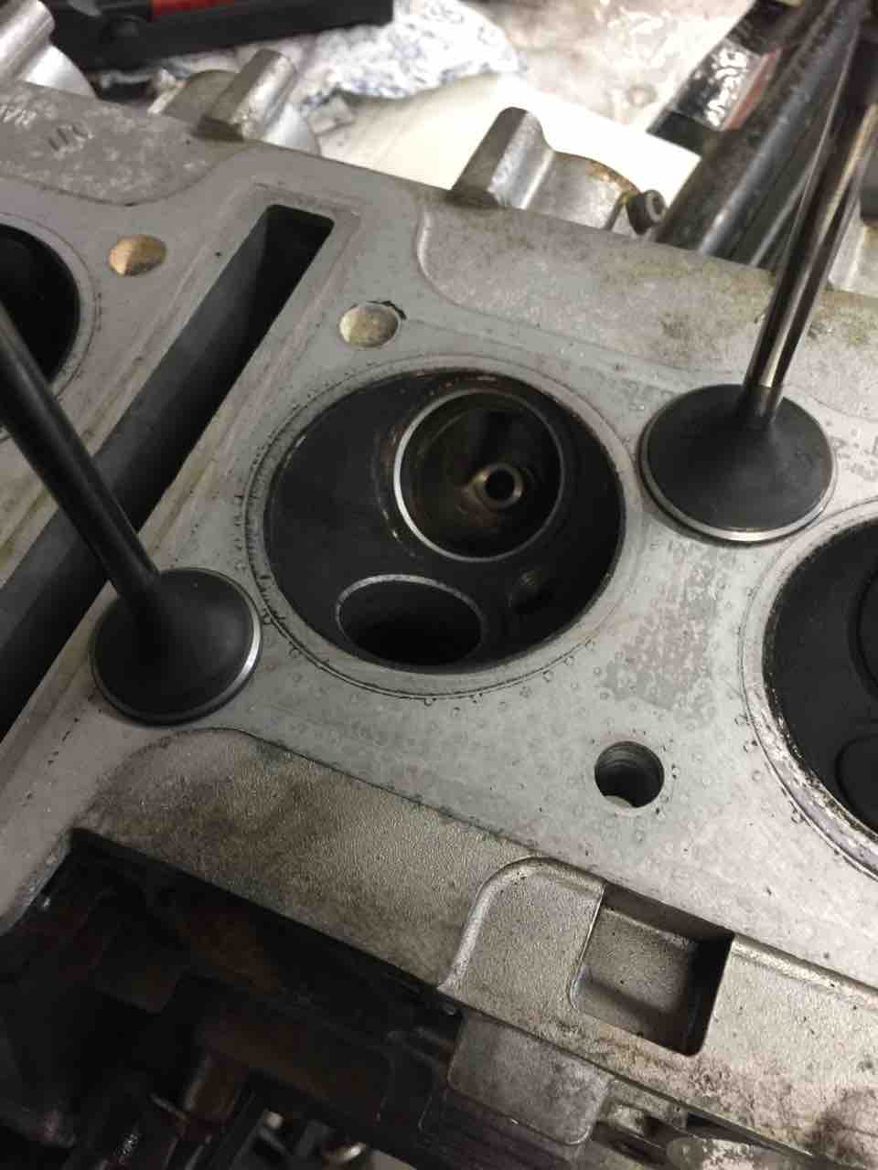 GS750　シリンダーヘッド GS750 シリンダーヘッド組み立て 取り付け : GS750レストア生活