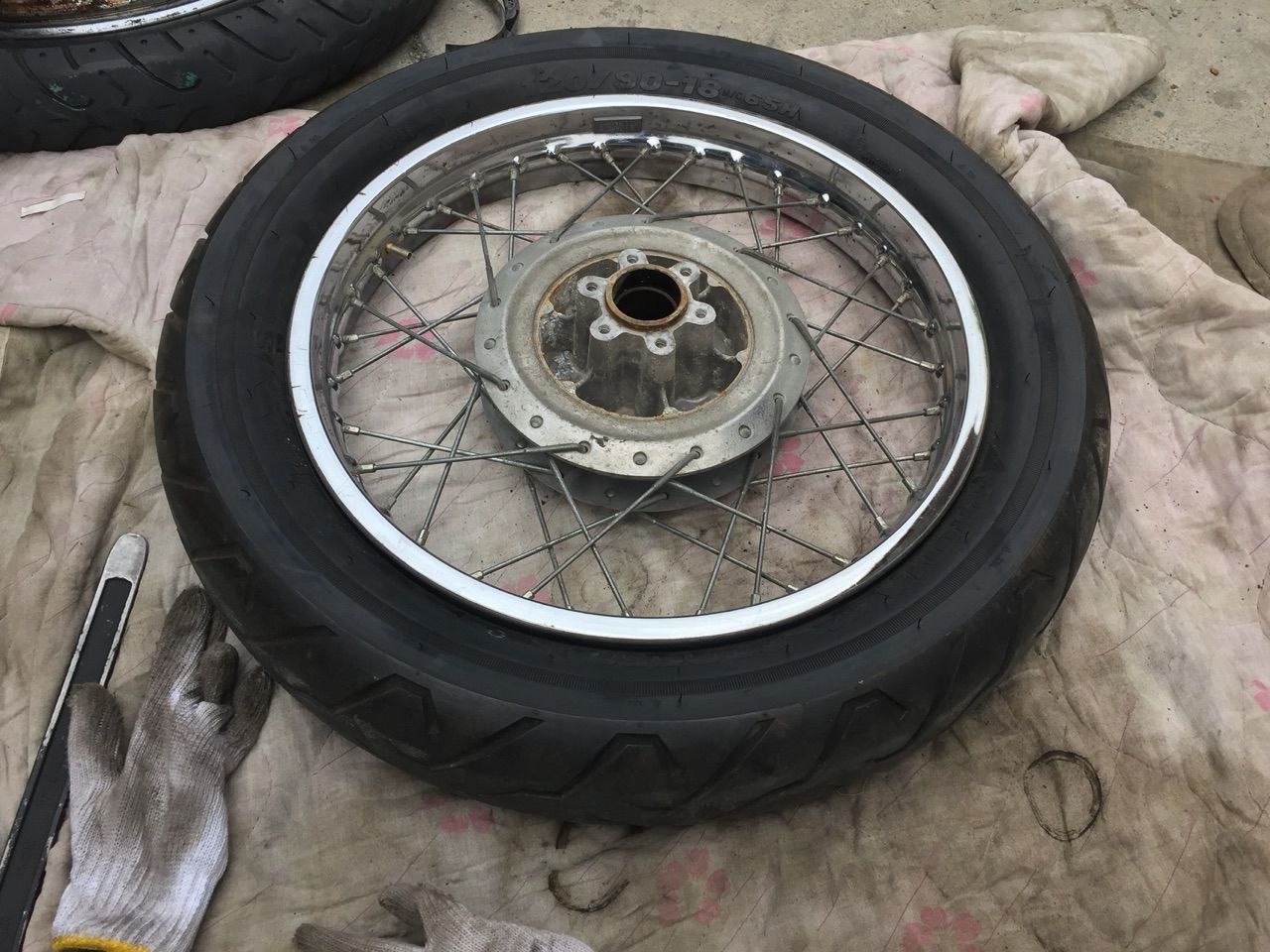 GS750 初期型スポークホイールのタイヤ交換 : GS750レストア生活