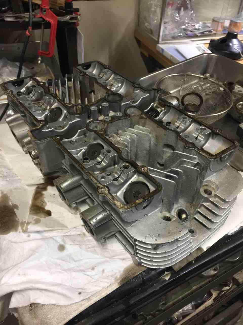 GS750　シリンダーヘッド GS750 シリンダーヘッド - メルカリ