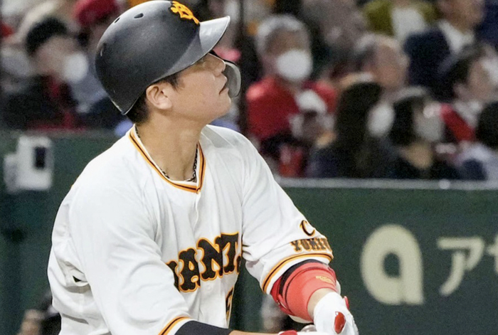 坂本勇人(34)  .290 (7643-2217)  269本  950打点  1139得点  3486塁打  OBP.360  OPS.816  WAR88.2