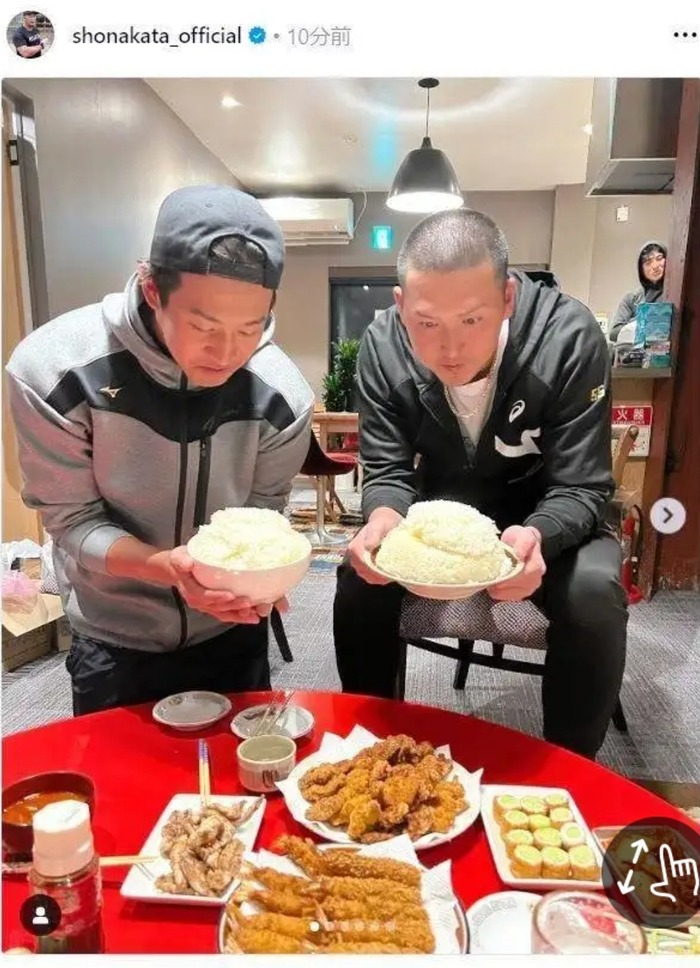 【悲報】中田翔、大盛の白米を食べてしまうwww