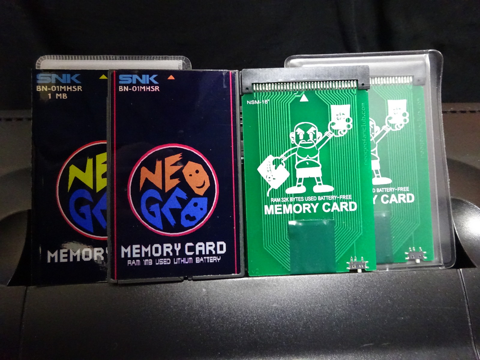 NEOGEO ネオジオ本体セット コントローラー ソフト2本 動作確認 NEOGEO ネオジオ本体セット コントローラー ソフト2本 動作確認