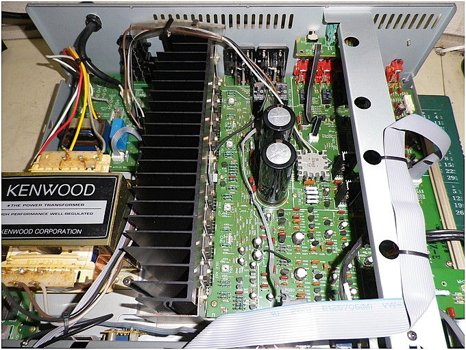 KENWOOD KA-7090R 内部を少し・・・・ : 三流情報局
