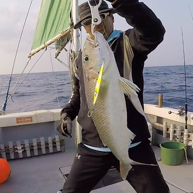 ３月カンパチジギング つるつる宮古島