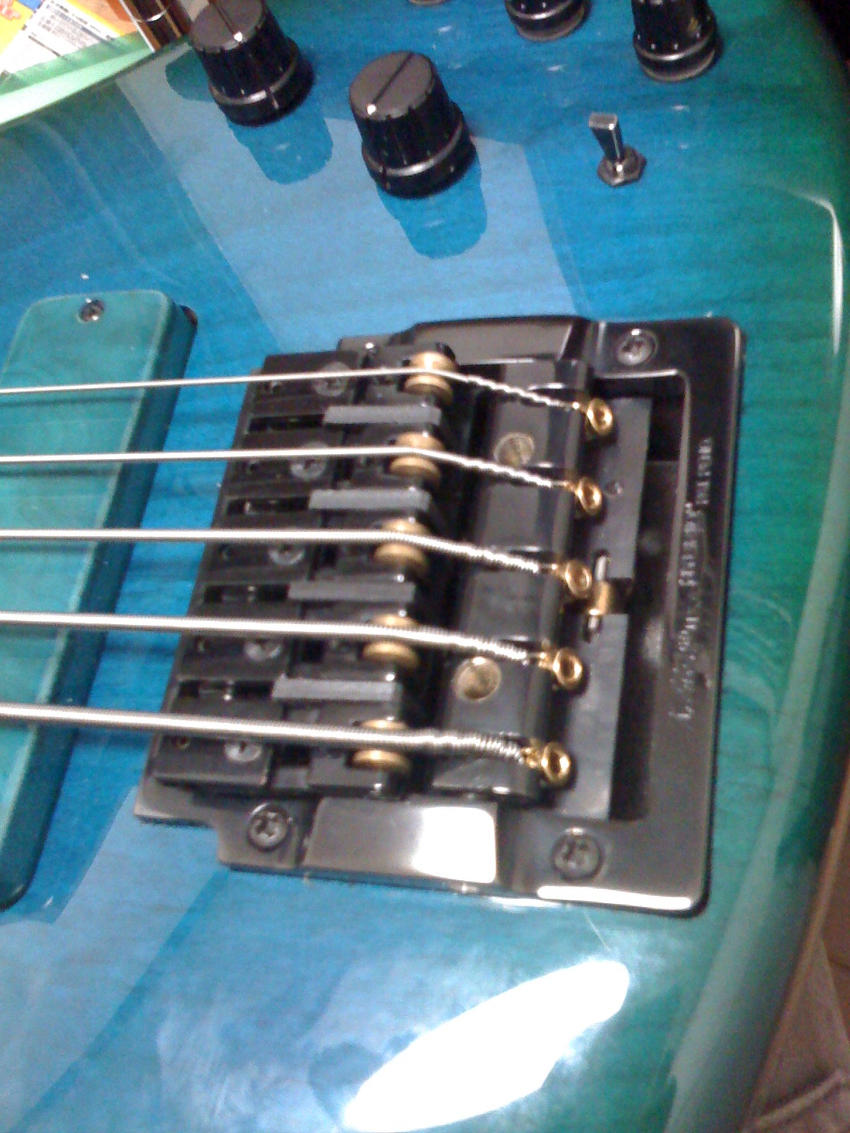 ケーラー・トレモロ・ブリッジ改造 続きの続き : Like This