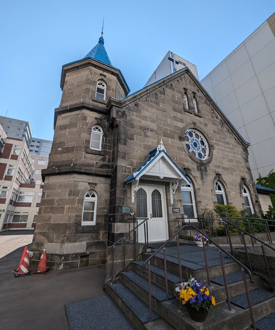 PXL_20240531_220911029