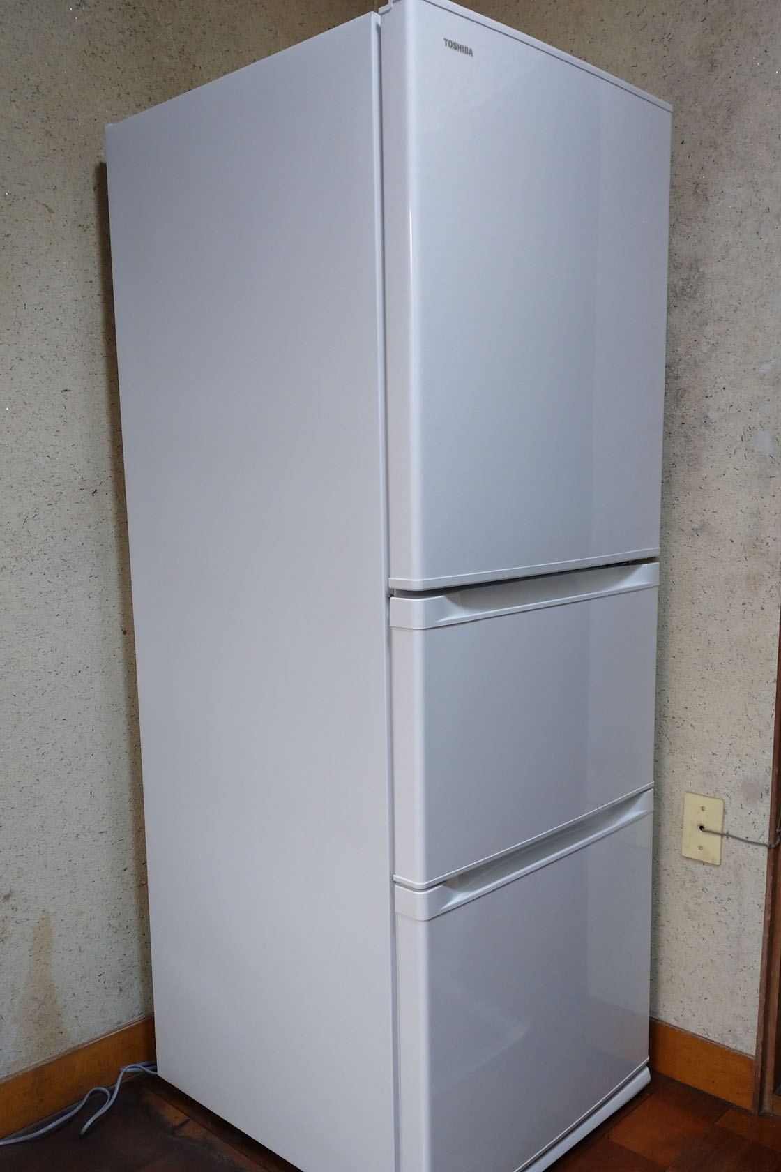 新しい冷蔵庫が来た : 新・ぐだぐだ日記 (と覚え書き) PART 2