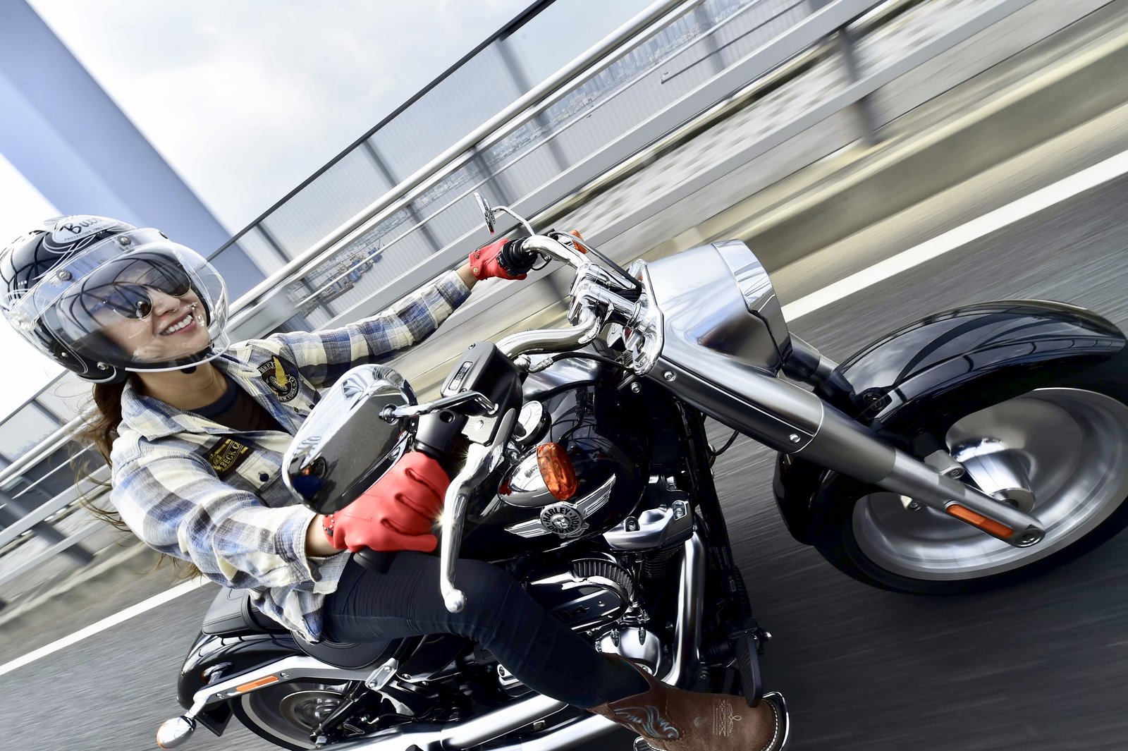 4BF39129-7CE0-4B7E-BD32-8353F2C737C1