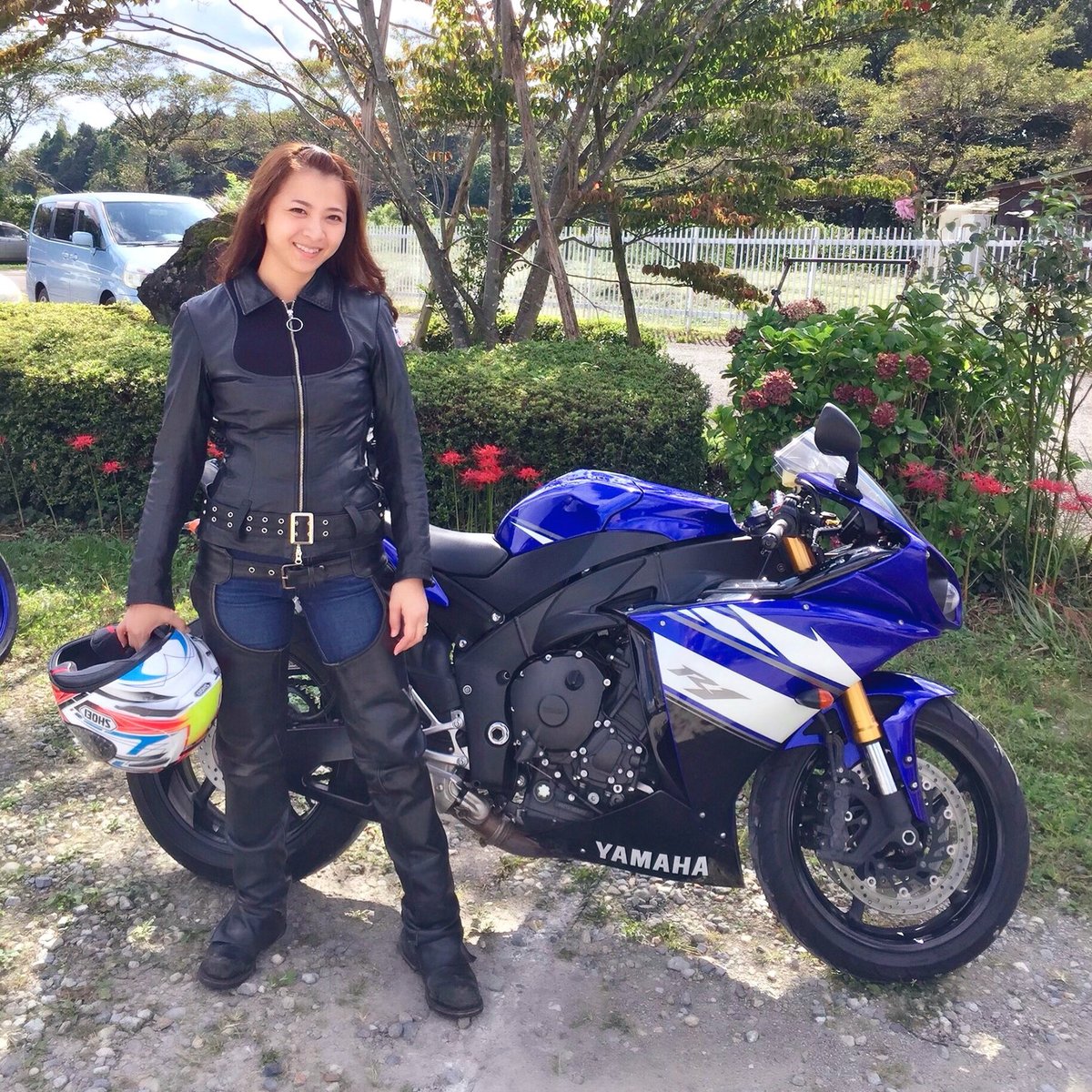 BF5C4D1C-274B-49E8-931D-7ECC35C20468