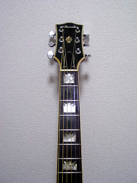 モラレス J-200モデル （Morales J-200） : ギター・ラボ （国産ギター