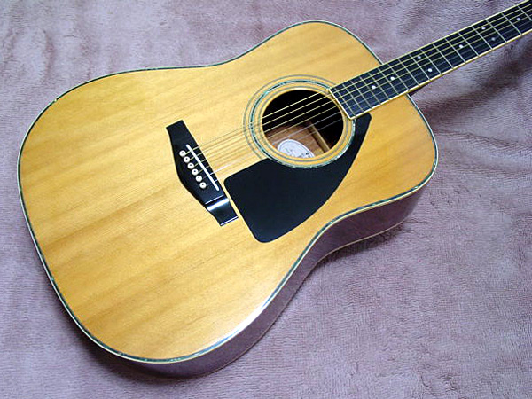 ヤマハ ベージュ・ラベル （YAMAHA FG-400M） : ギター・ラボ （国産