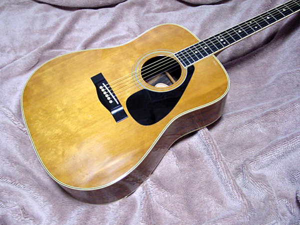 ヤマハ ベージュ・ラベル (YAMAHA FG-350D) : ギター・ラボ ヤマハ ベージュ・ラベル (YAMAHA FG-350D) : ギター・ラボ